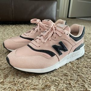 New Balance 997H. Women’s. Size 8.5.